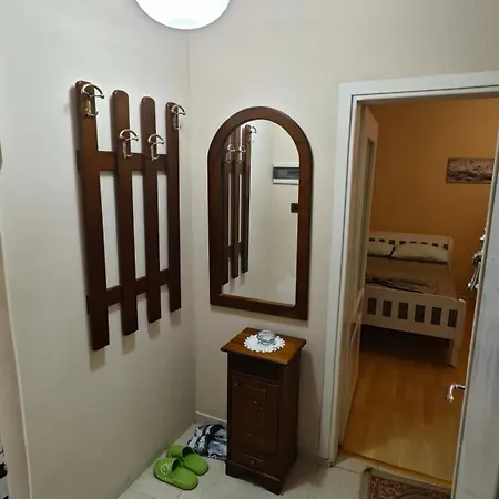 Redi's Apartment Tirana